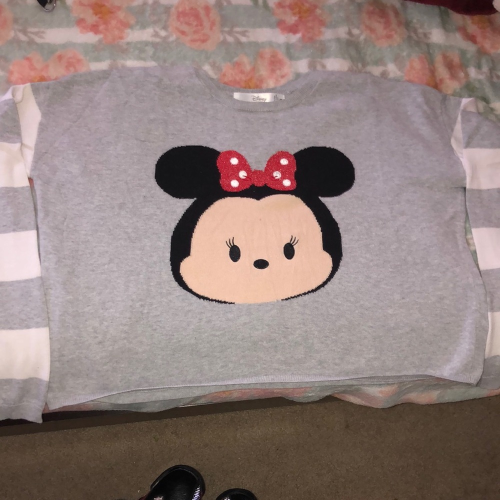 Beautiful Grey Disney Store Minnie Mouse crop top